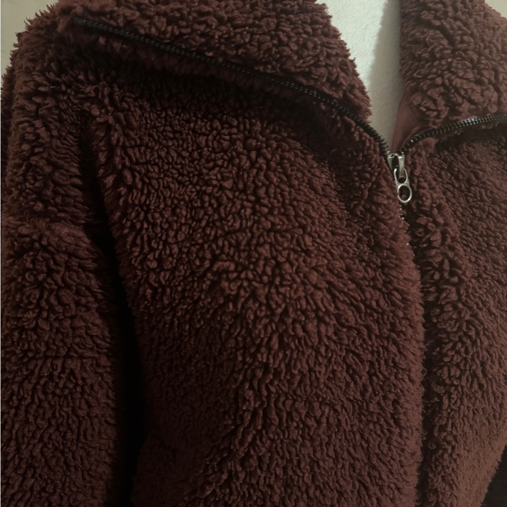 Lululemon Sherpa Cinchable Fleece Zip Up - Picture 8 of 9